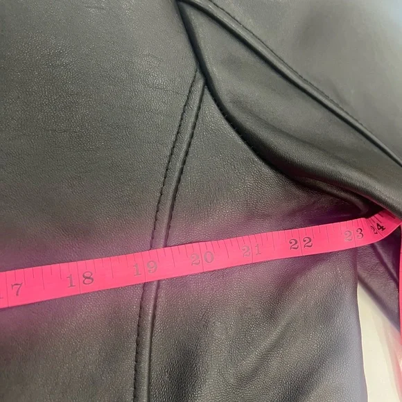 Black Leather Nora button down trench - Picture 9 of 15